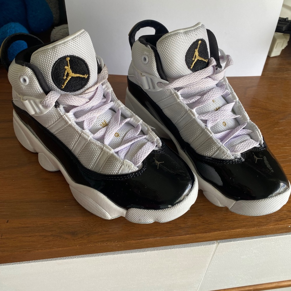 Nike Jordan 6 Rings 'Concord' Boys White/Black/gold Sneakers - Size 1y